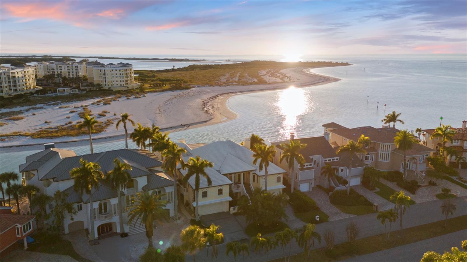 TB8476319 Property Photo