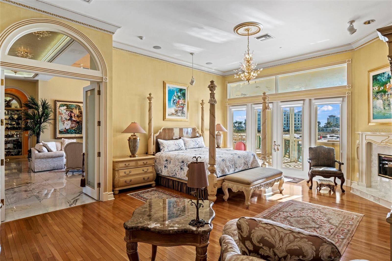 TB8476319 Property Photo