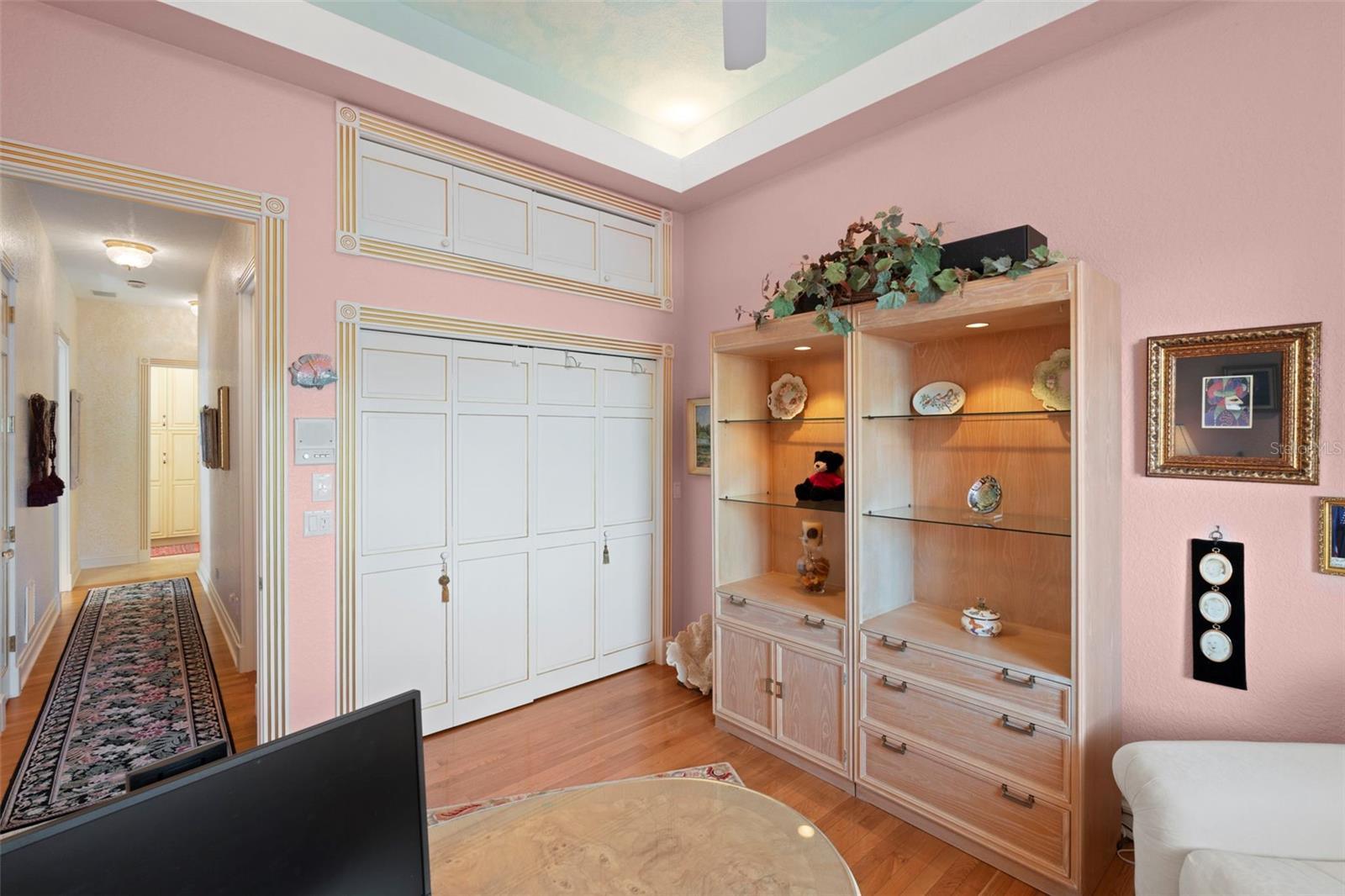 TB8476319 Property Photo