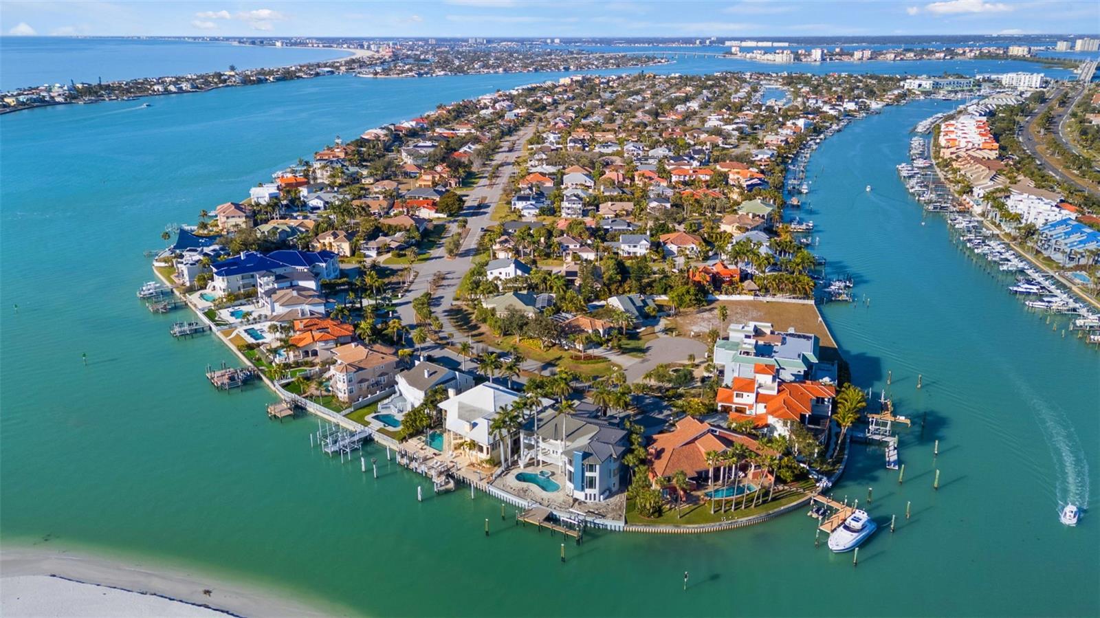 TB8476319 Property Photo