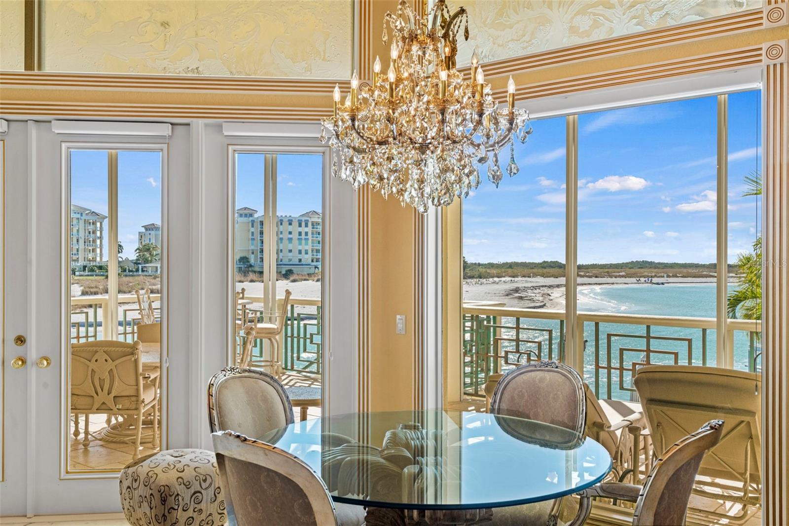 TB8476319 Property Photo