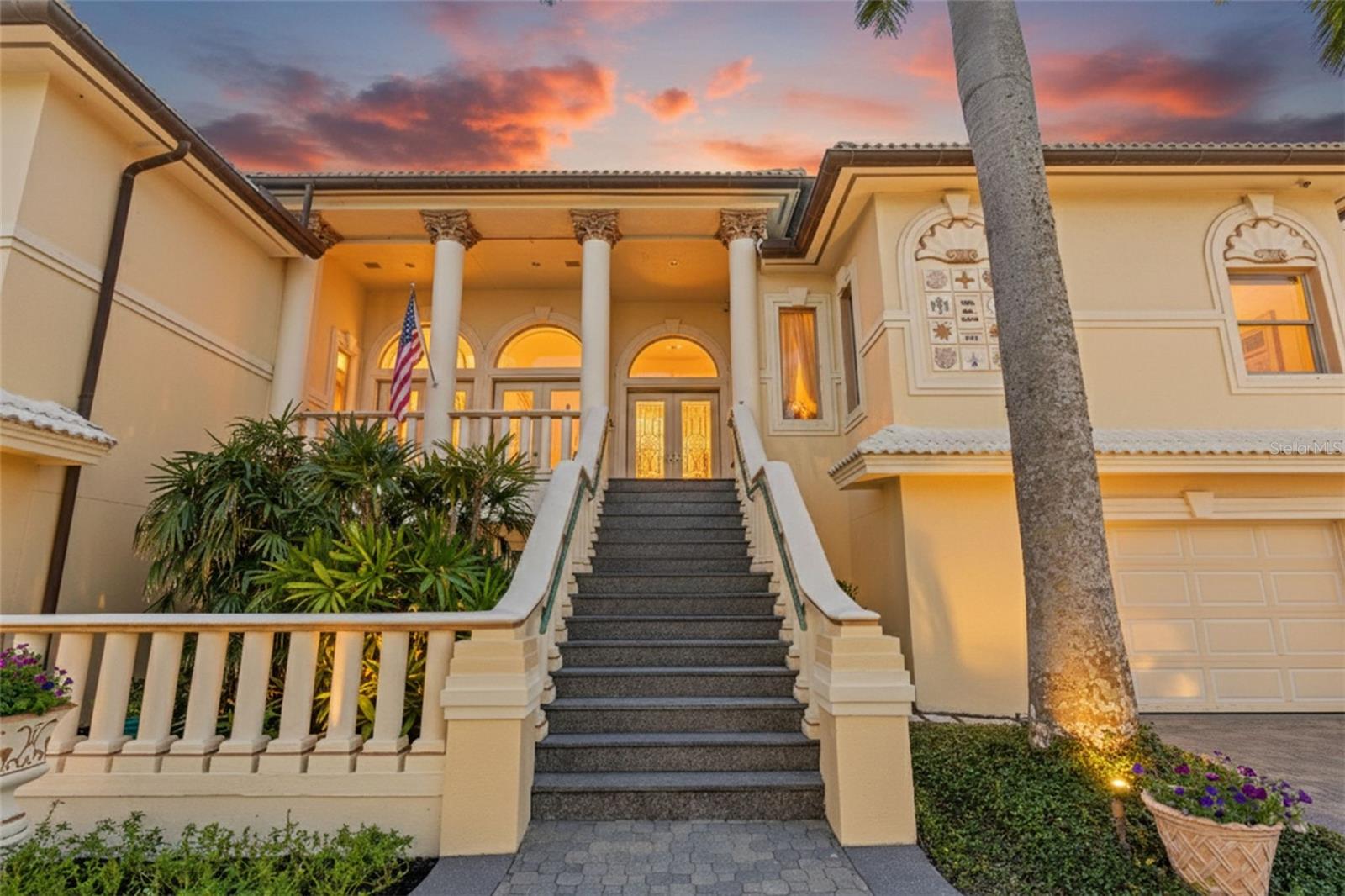 TB8476319 Property Photo