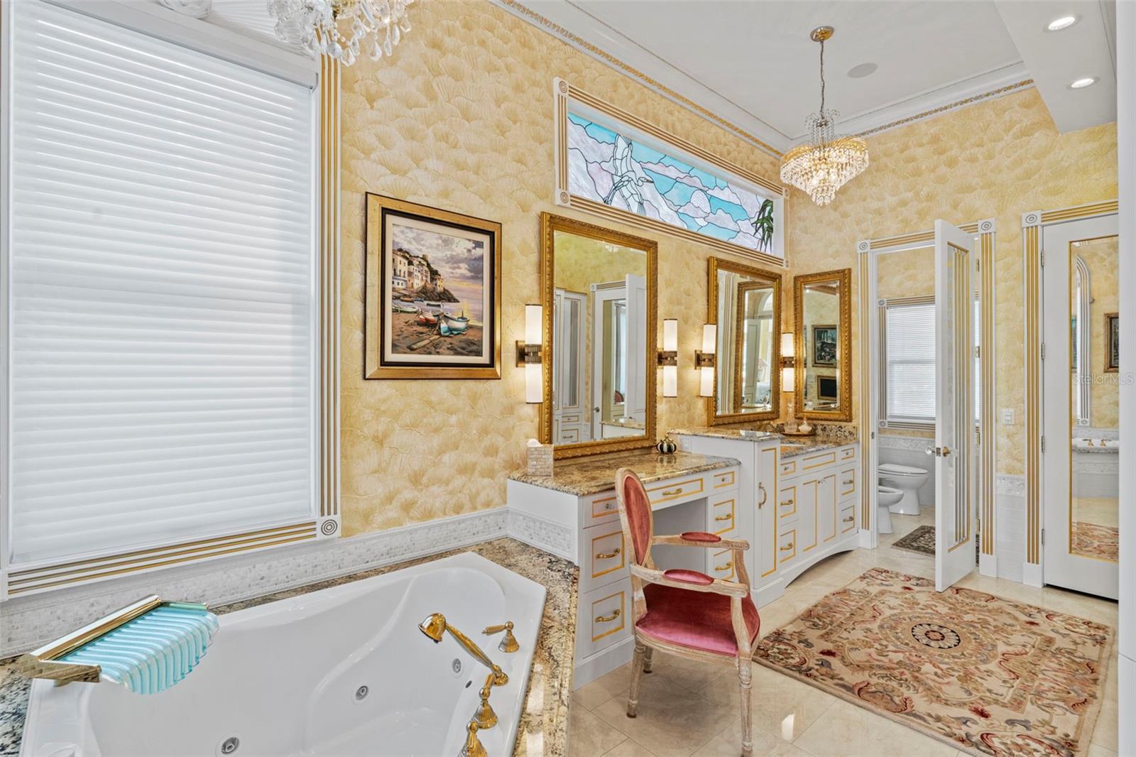 TB8476319 Property Photo