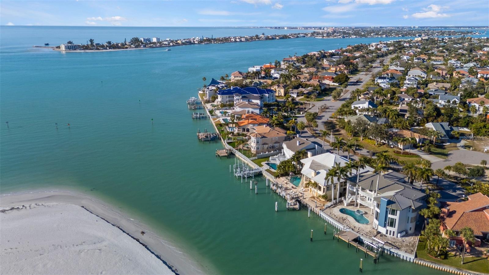 TB8476319 Property Photo