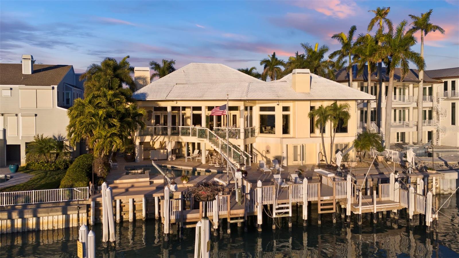 TB8476319 Property Photo