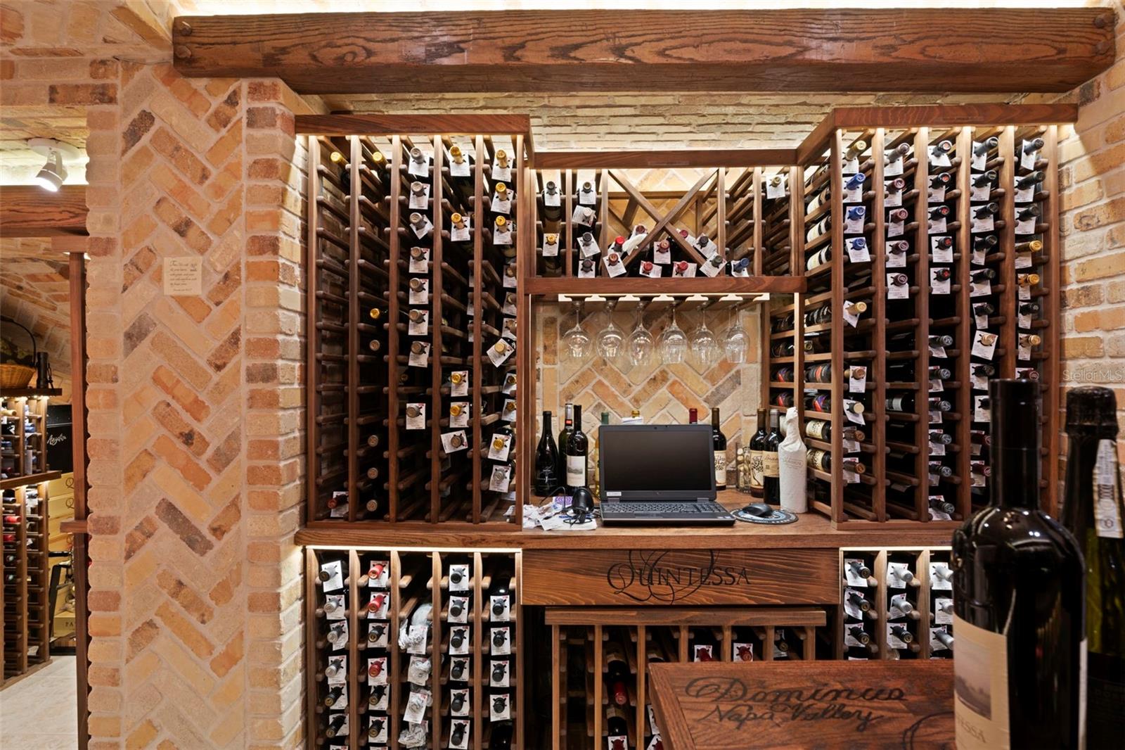 TB8476319 Property Photo