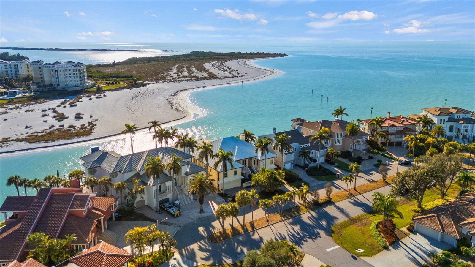 TB8476319 Property Photo