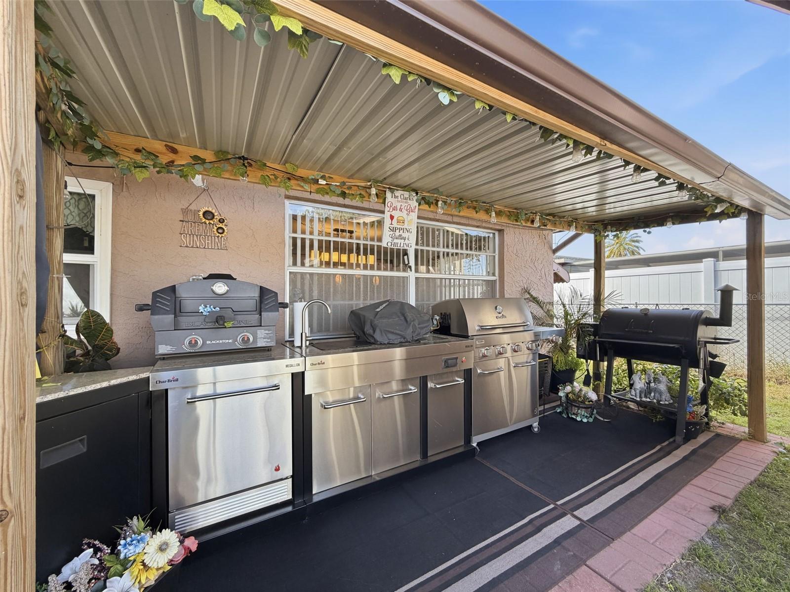 Check out your new barbeque station!