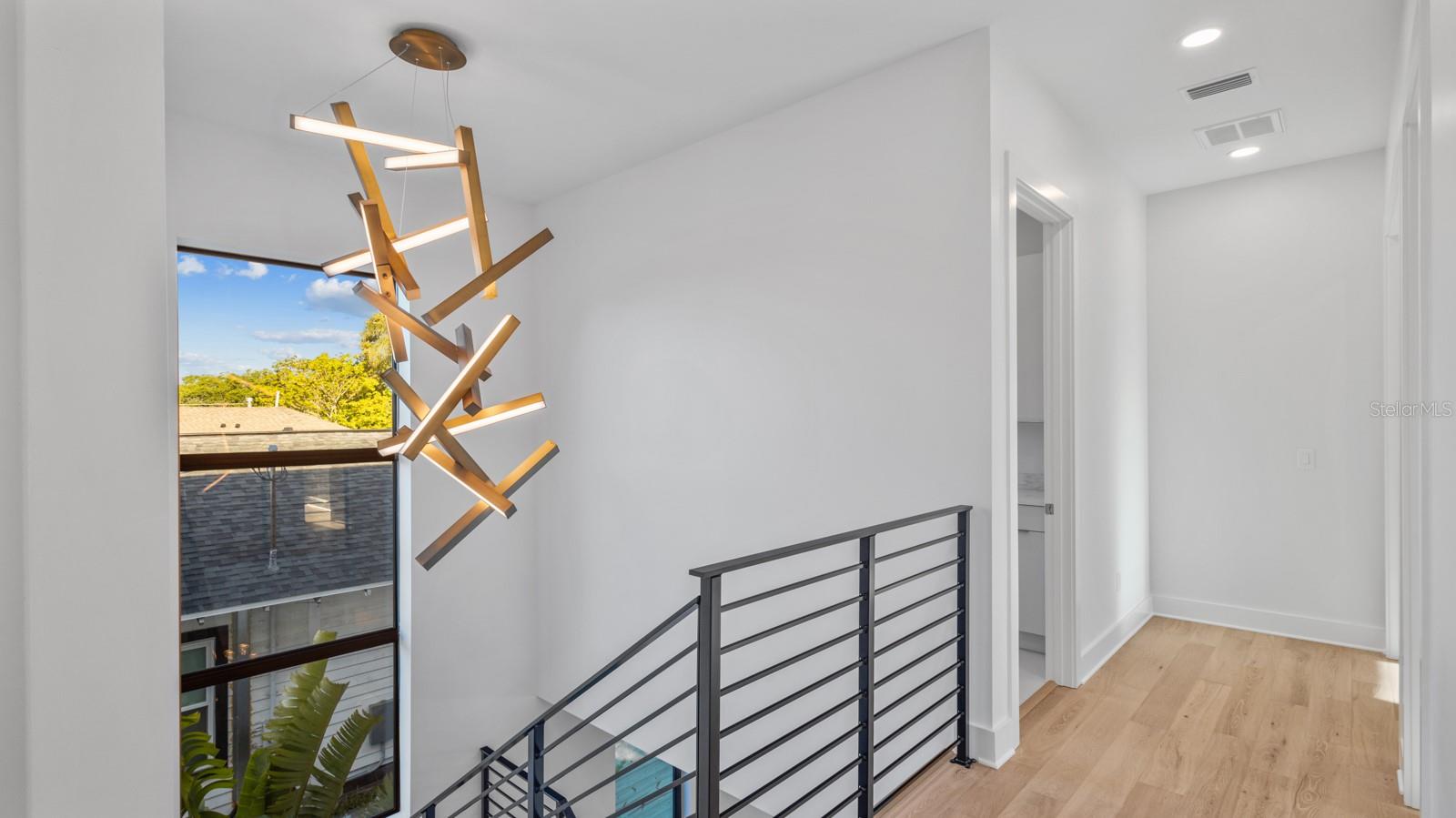 TB8476329 Property Photo