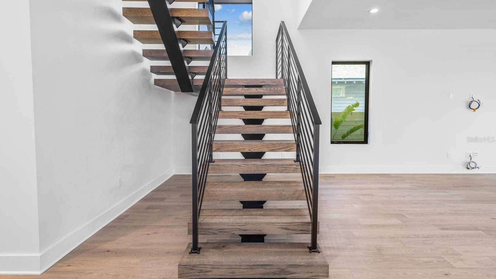 TB8476329 Property Photo