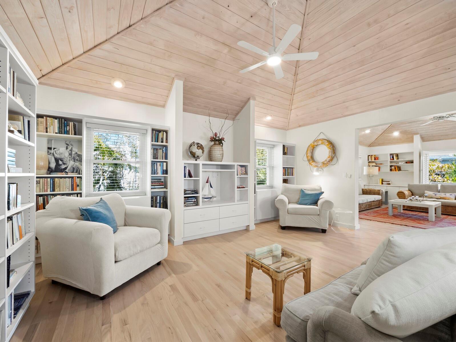 A4682565 Property Photo