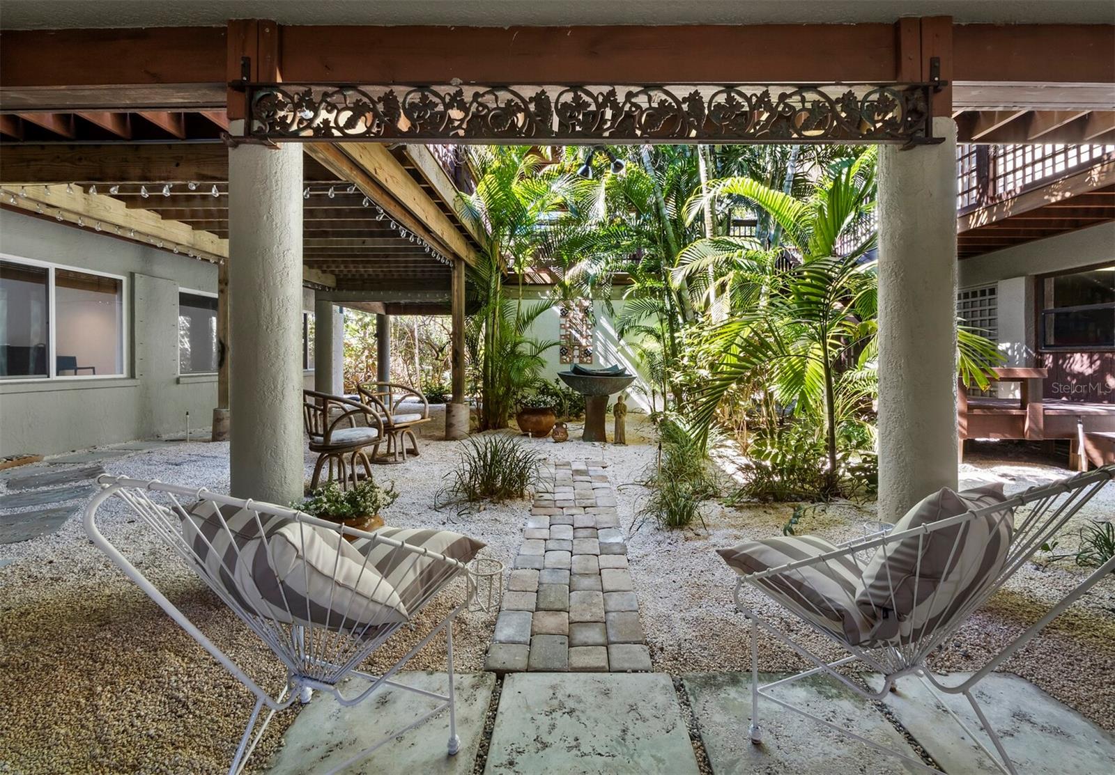 A4682565 Property Photo