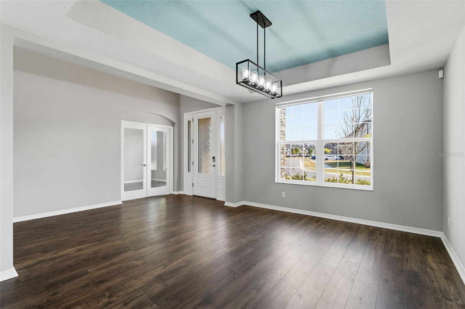 Thoughtful Design with Office Just Steps Away