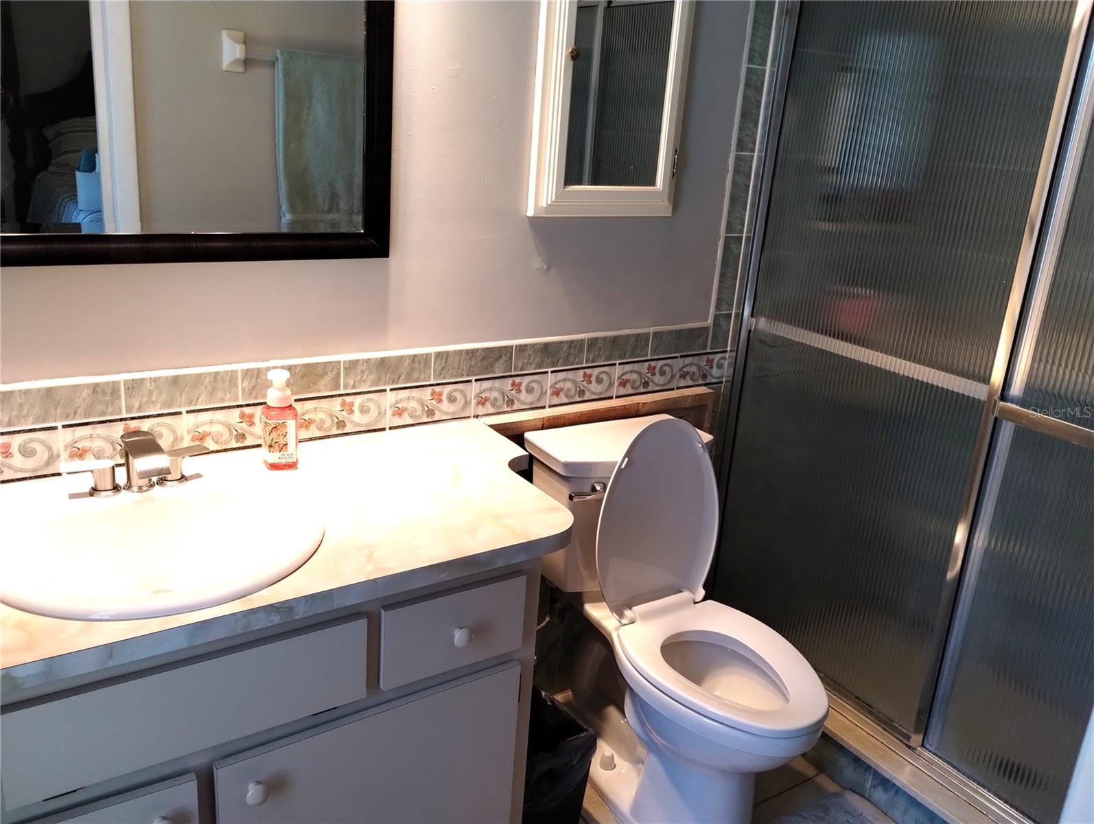 Primary En-suite Bathroom