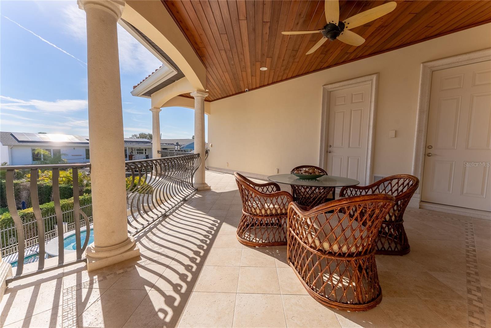 TB8476403 Property Photo