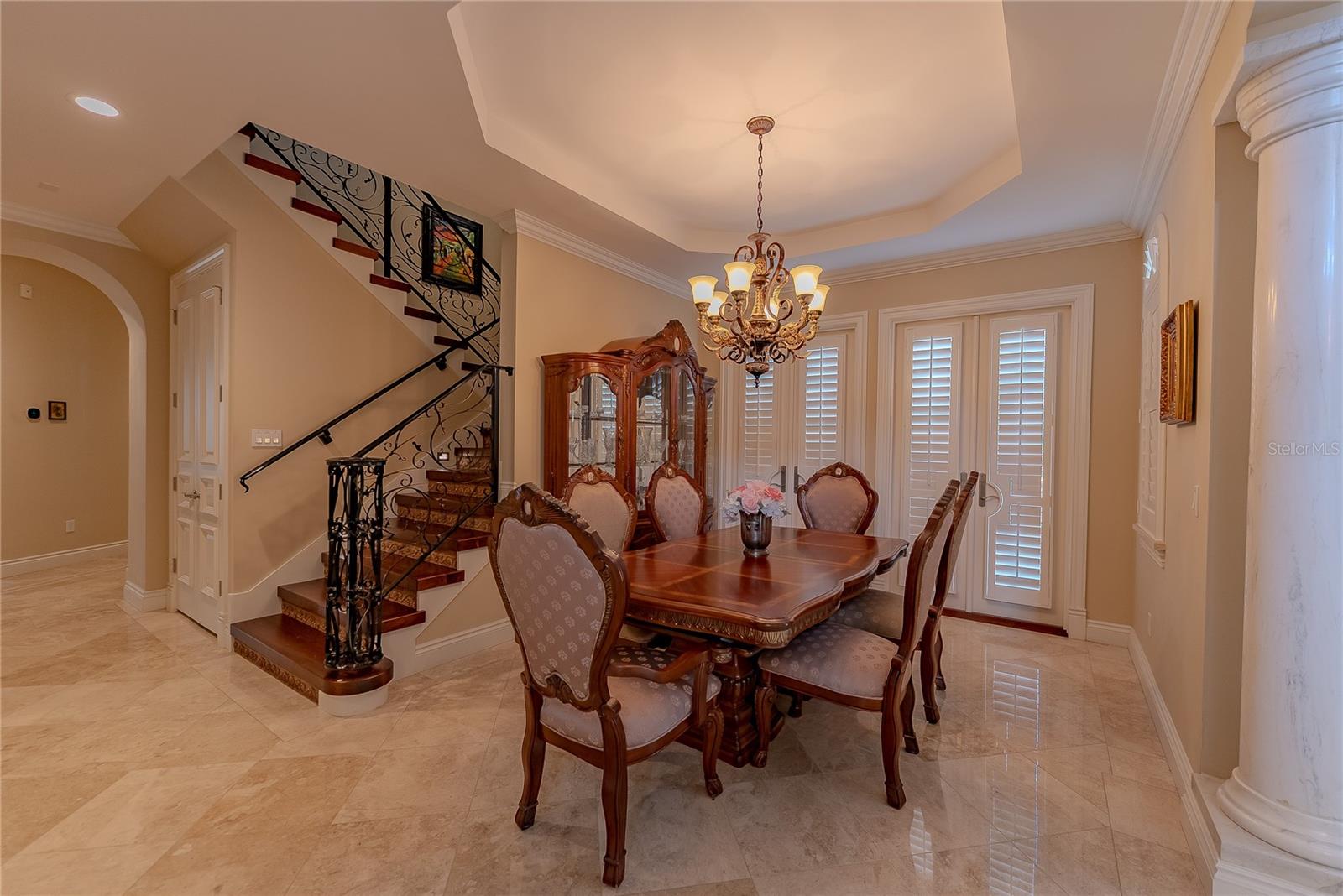 TB8476403 Property Photo