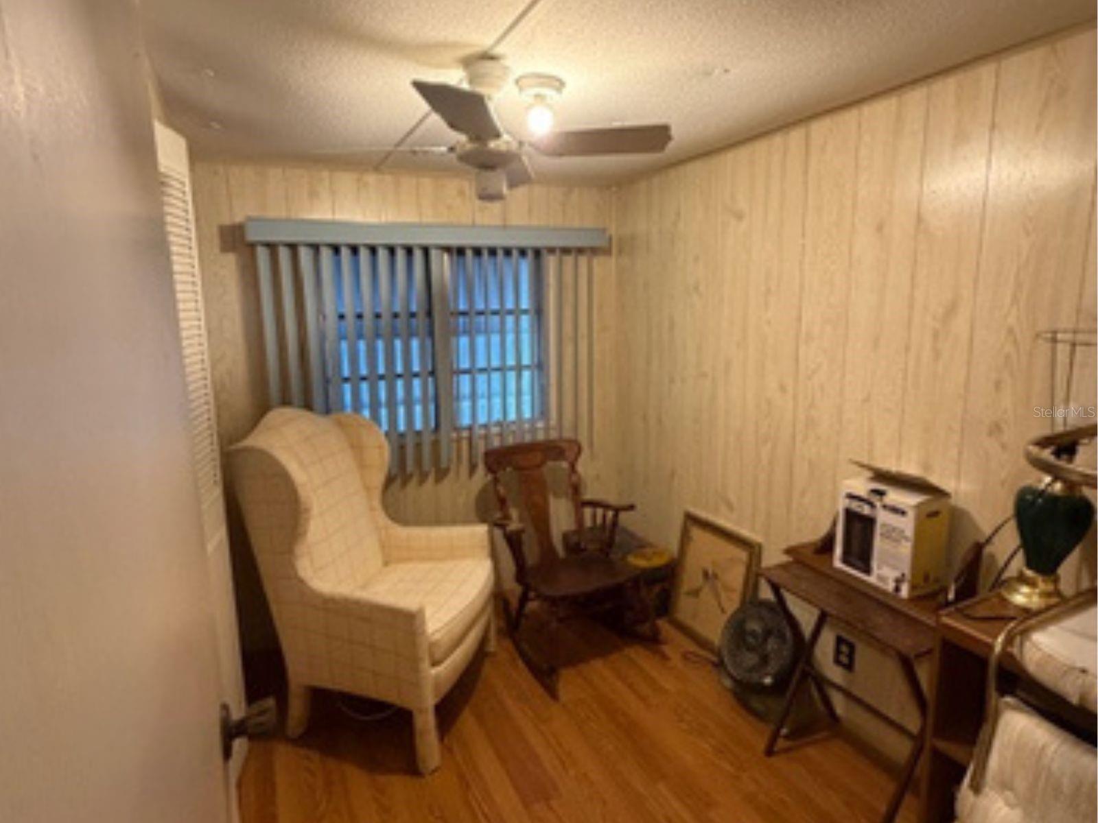 TB8476404 Property Photo