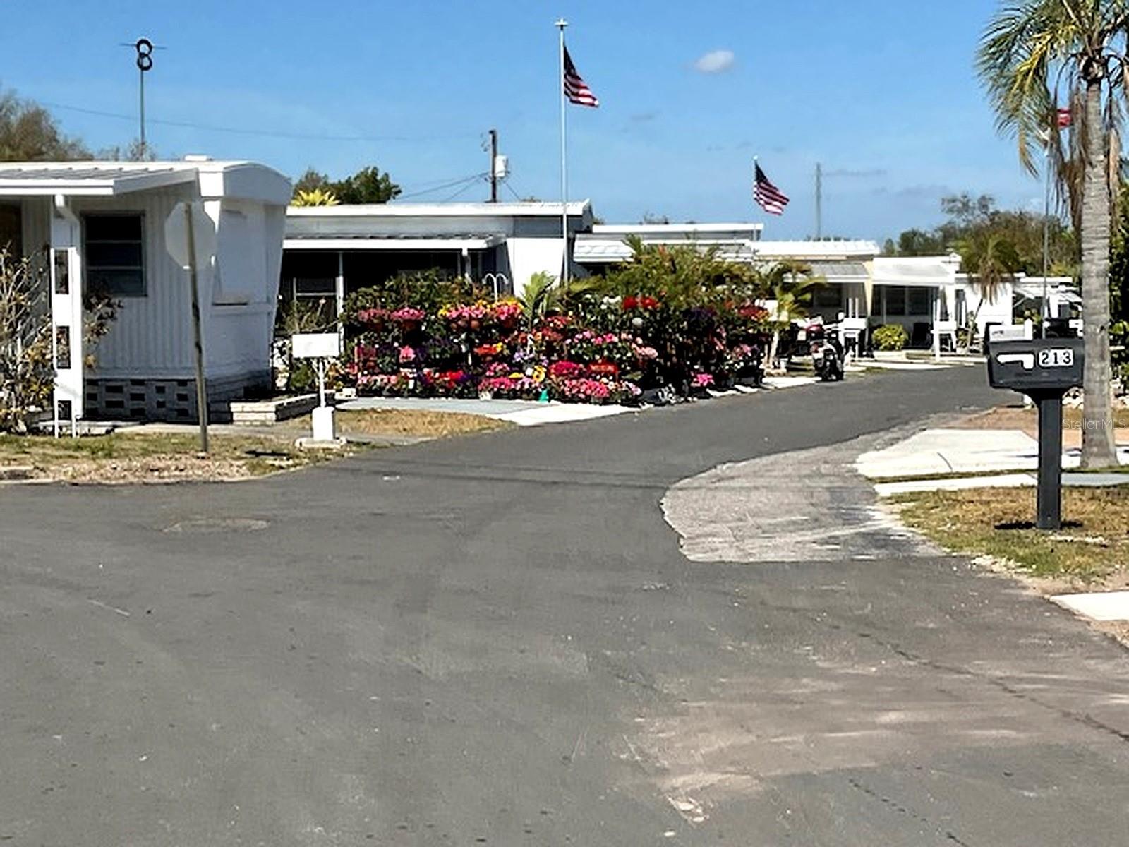 TB8476404 Property Photo