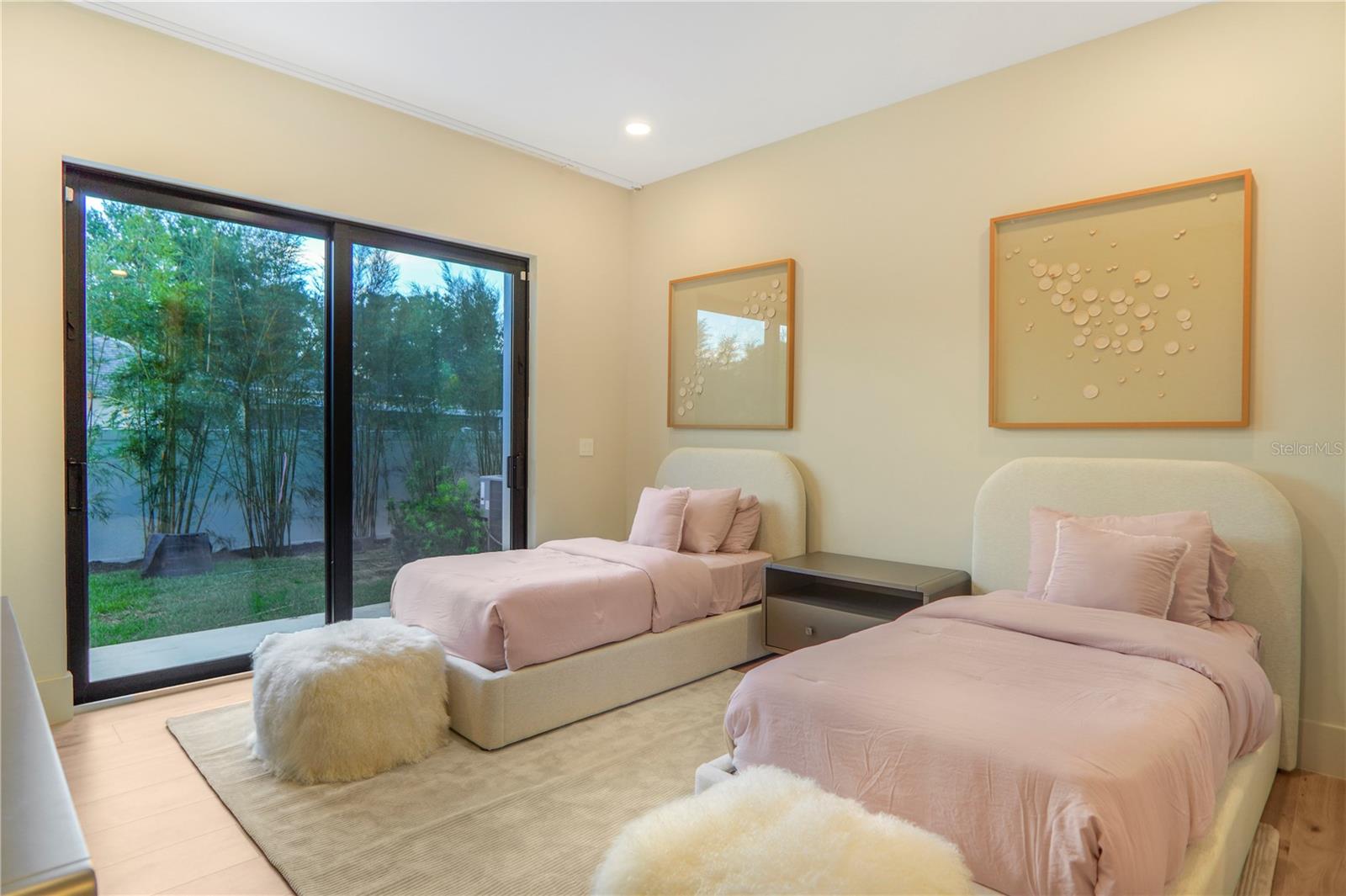 O6382642 Property Photo