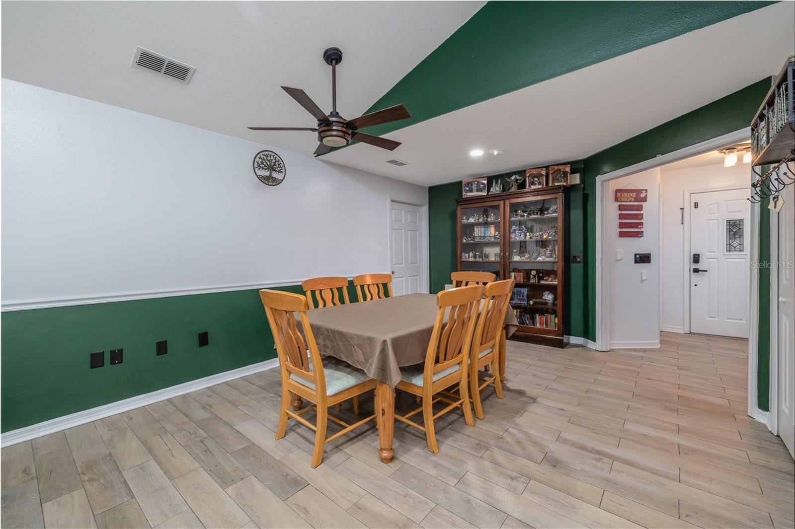 420 PINEAPPLE ST, ORANGE CITY, FL, 32763