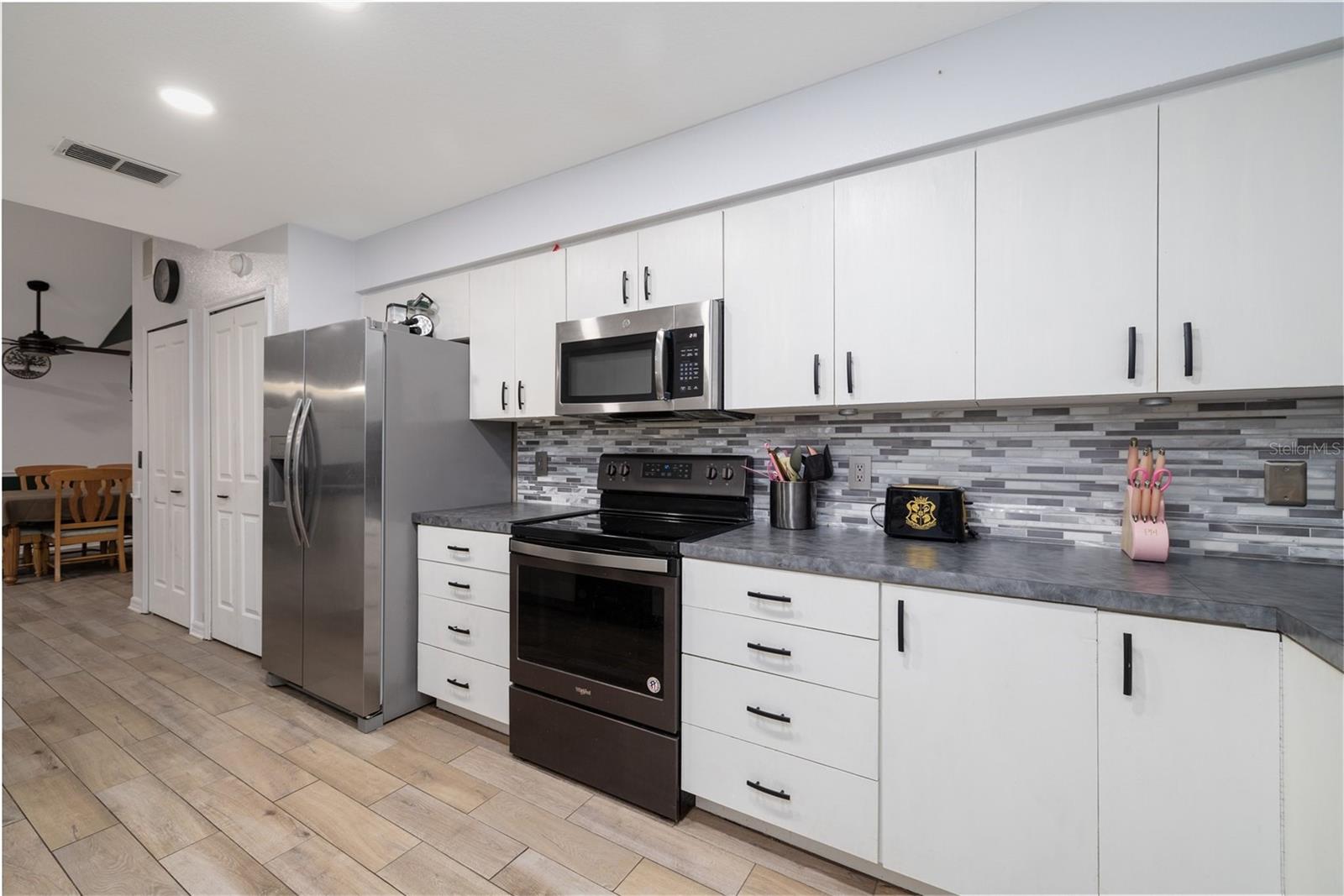 420 PINEAPPLE ST, ORANGE CITY, FL, 32763