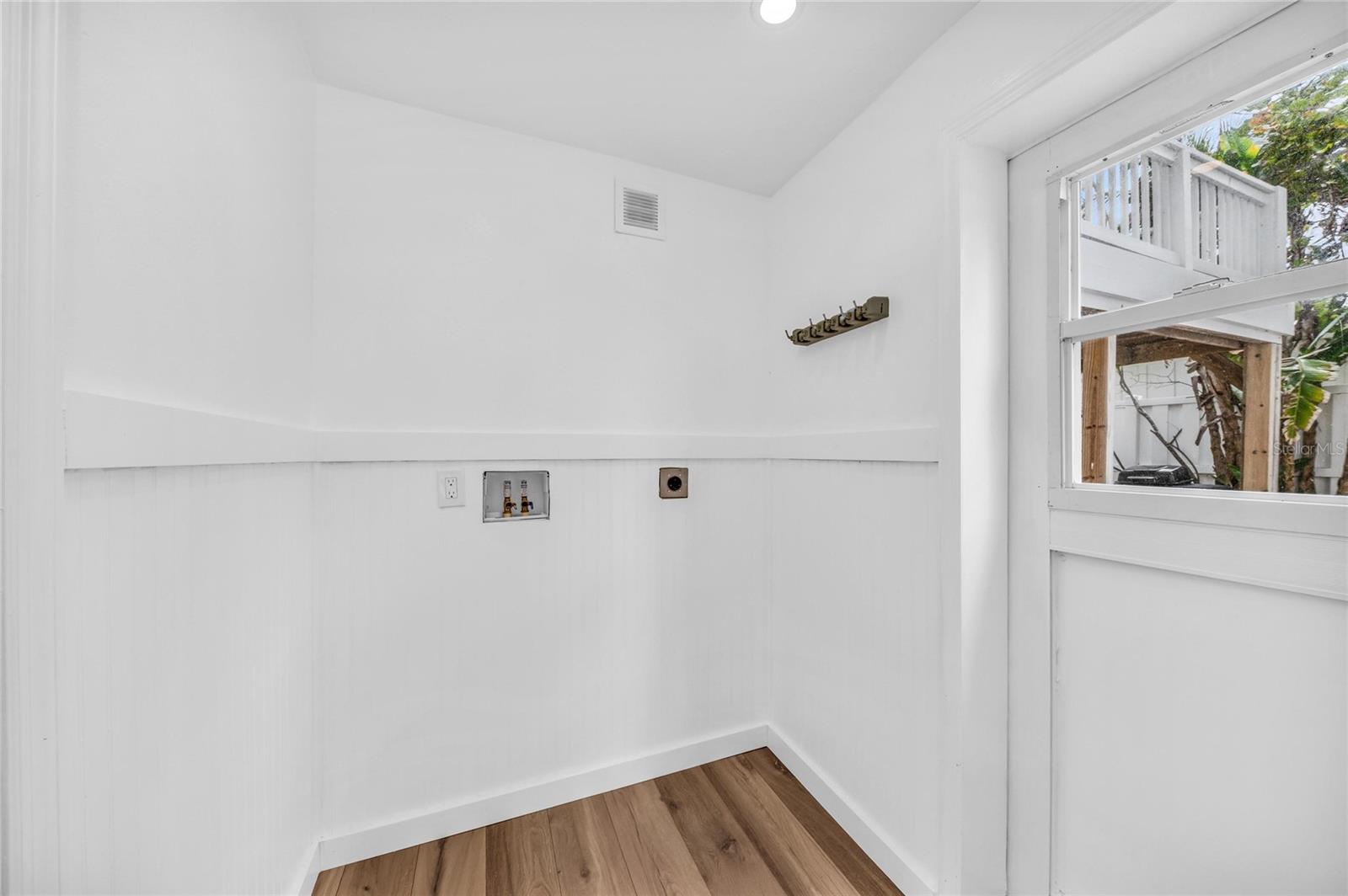 A4682621 Property Photo