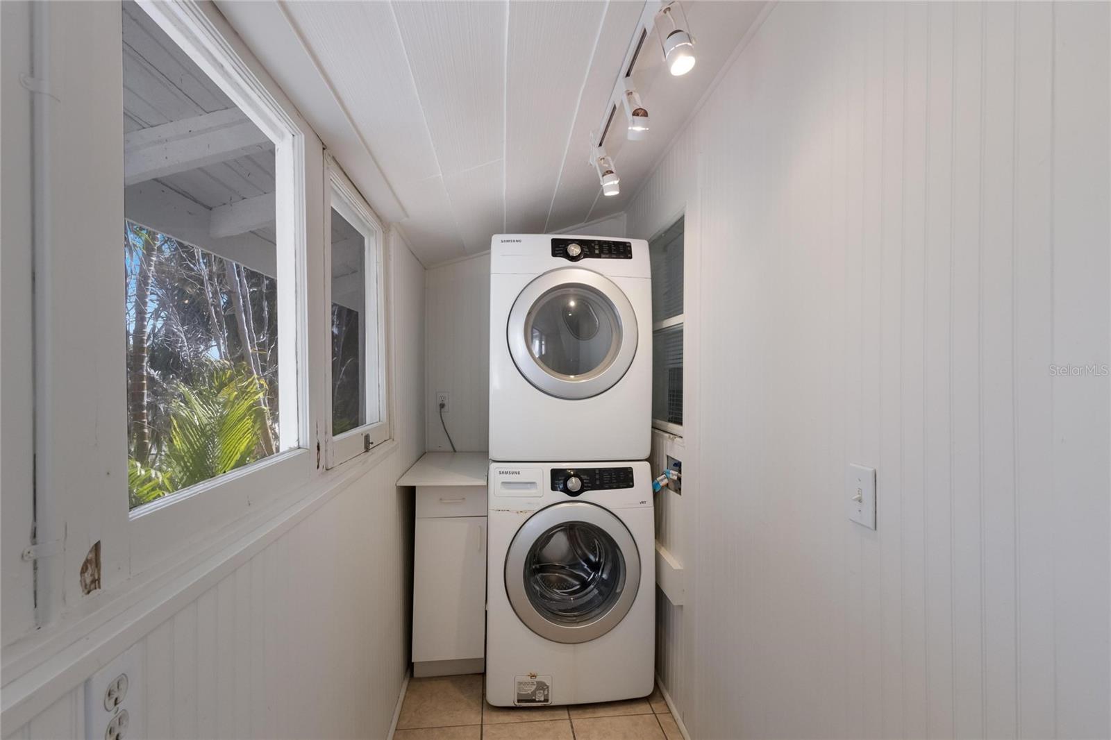 A4682621 Property Photo