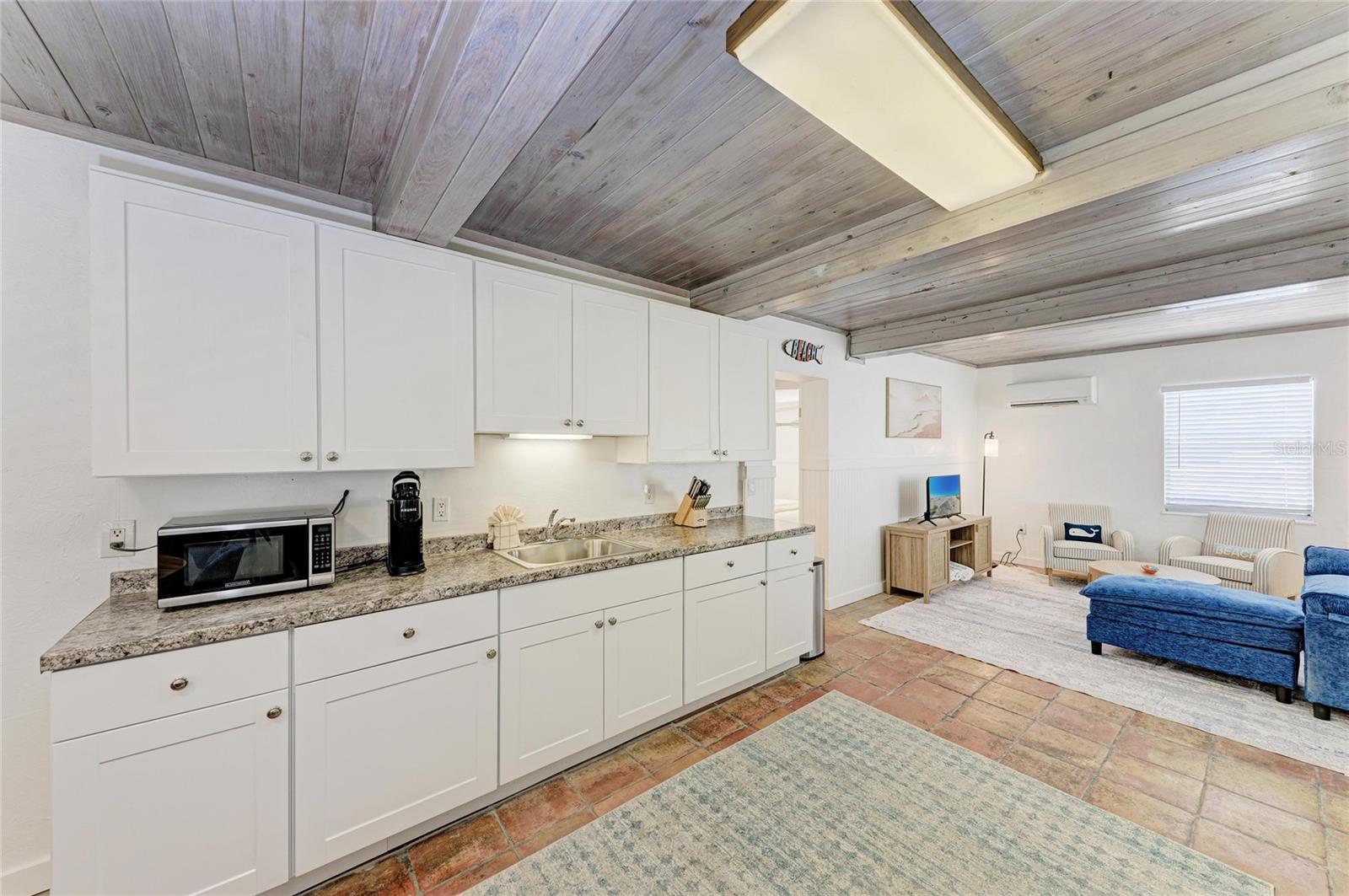 A4682630 Property Photo