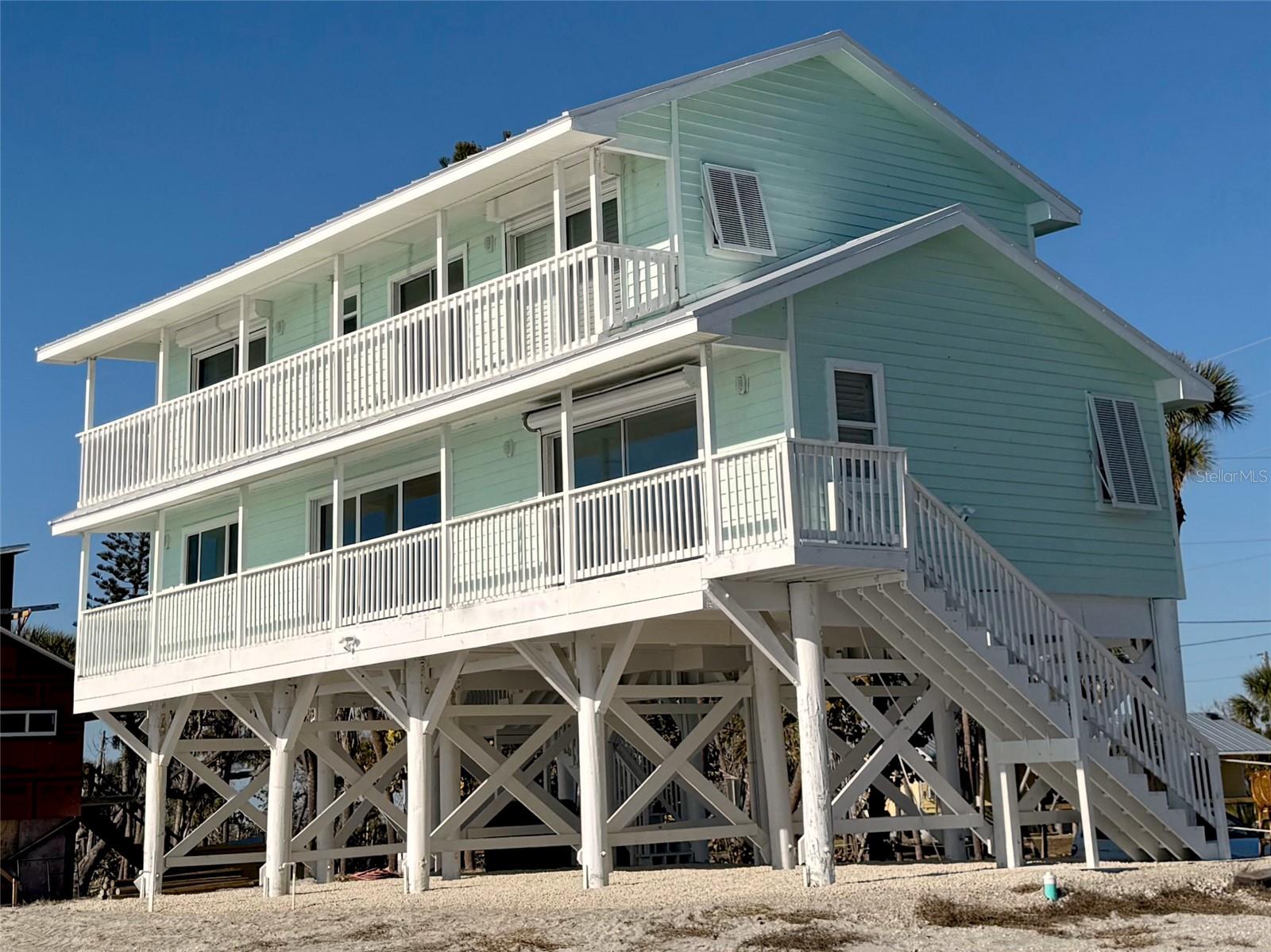 N6142960 Property Photo