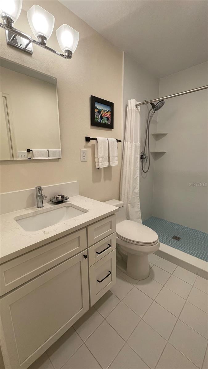 2708 SW 14TH DR #220, GAINESVILLE, FL, 32608