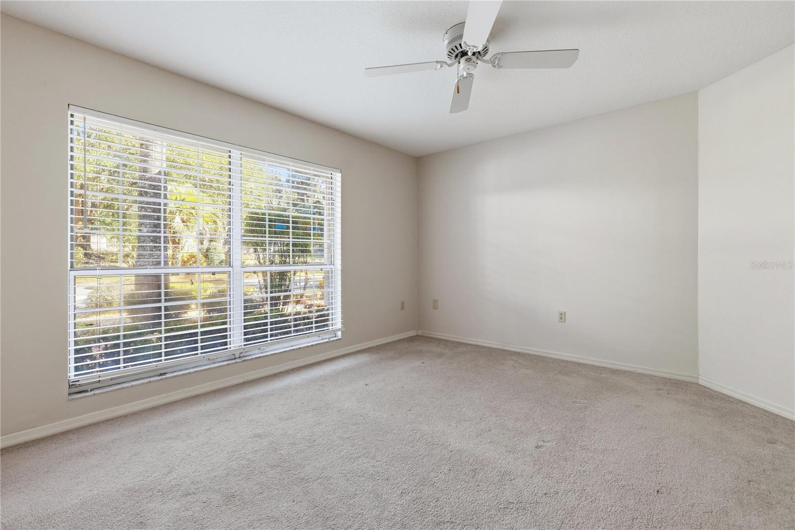 O6382730 Property Photo