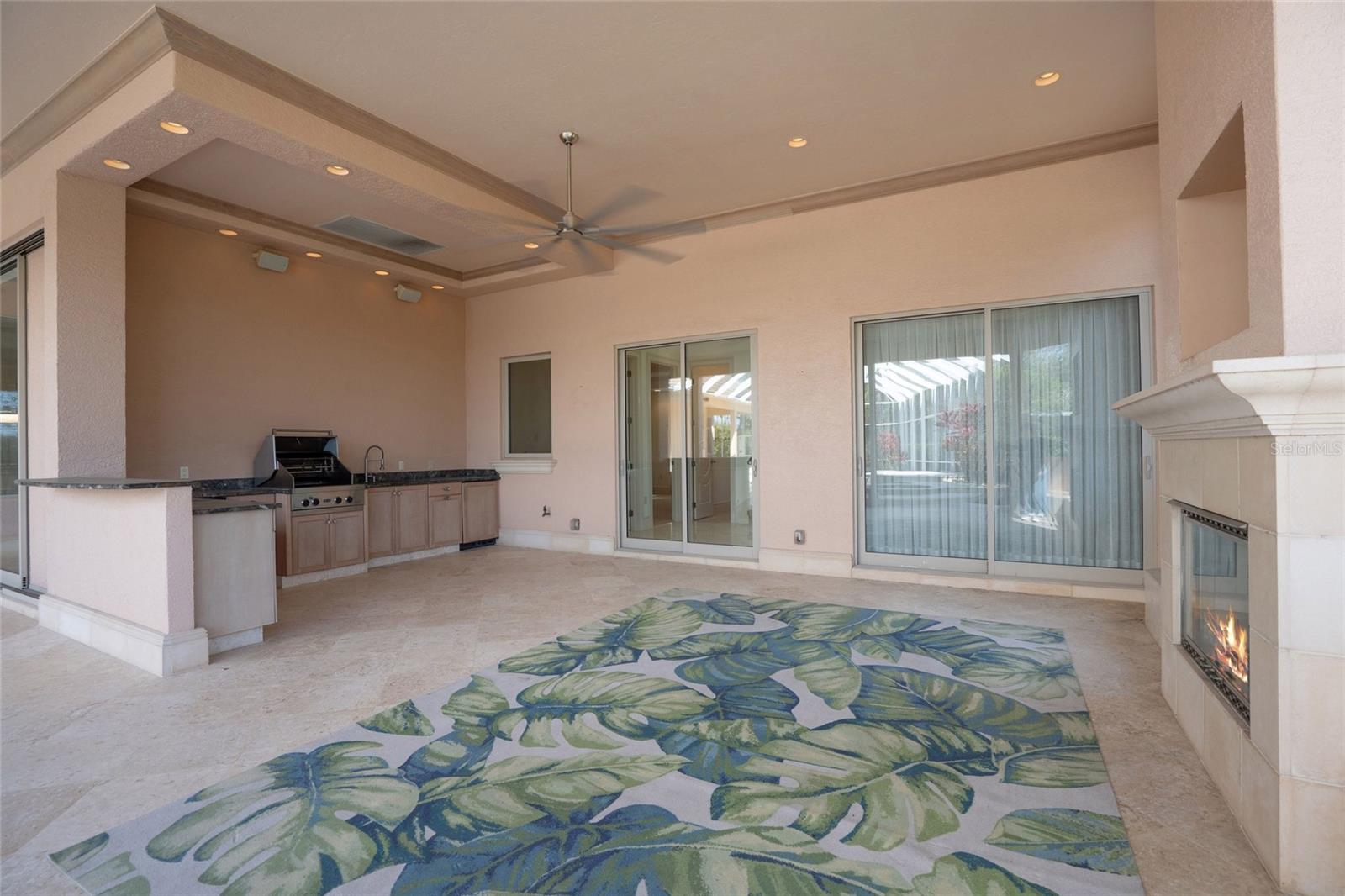 A4682656 Property Photo