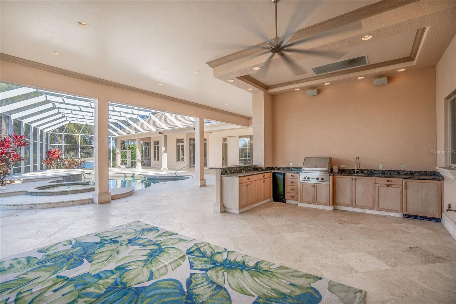 A4682656 Property Photo