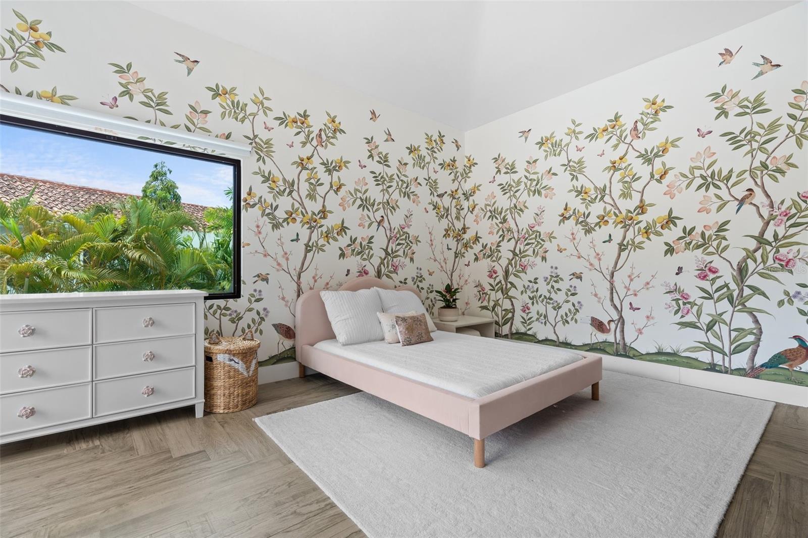 PR9119303 Property Photo