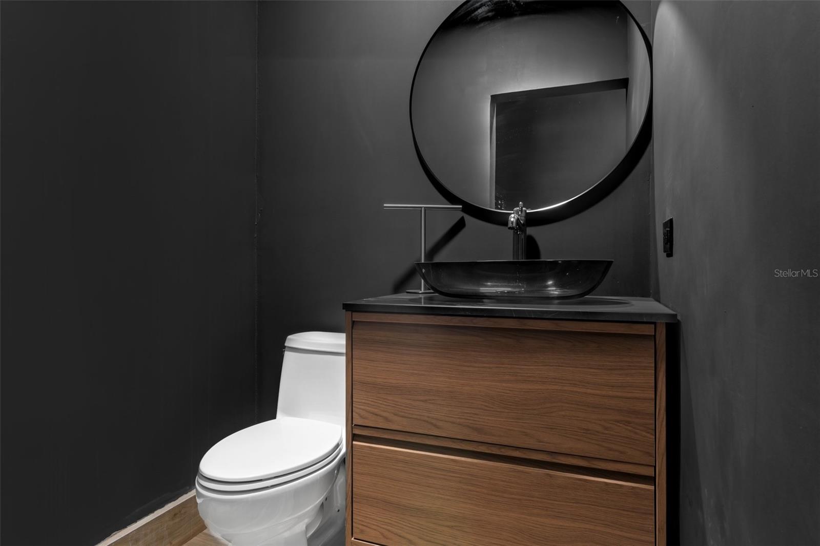 PR9119303 Property Photo