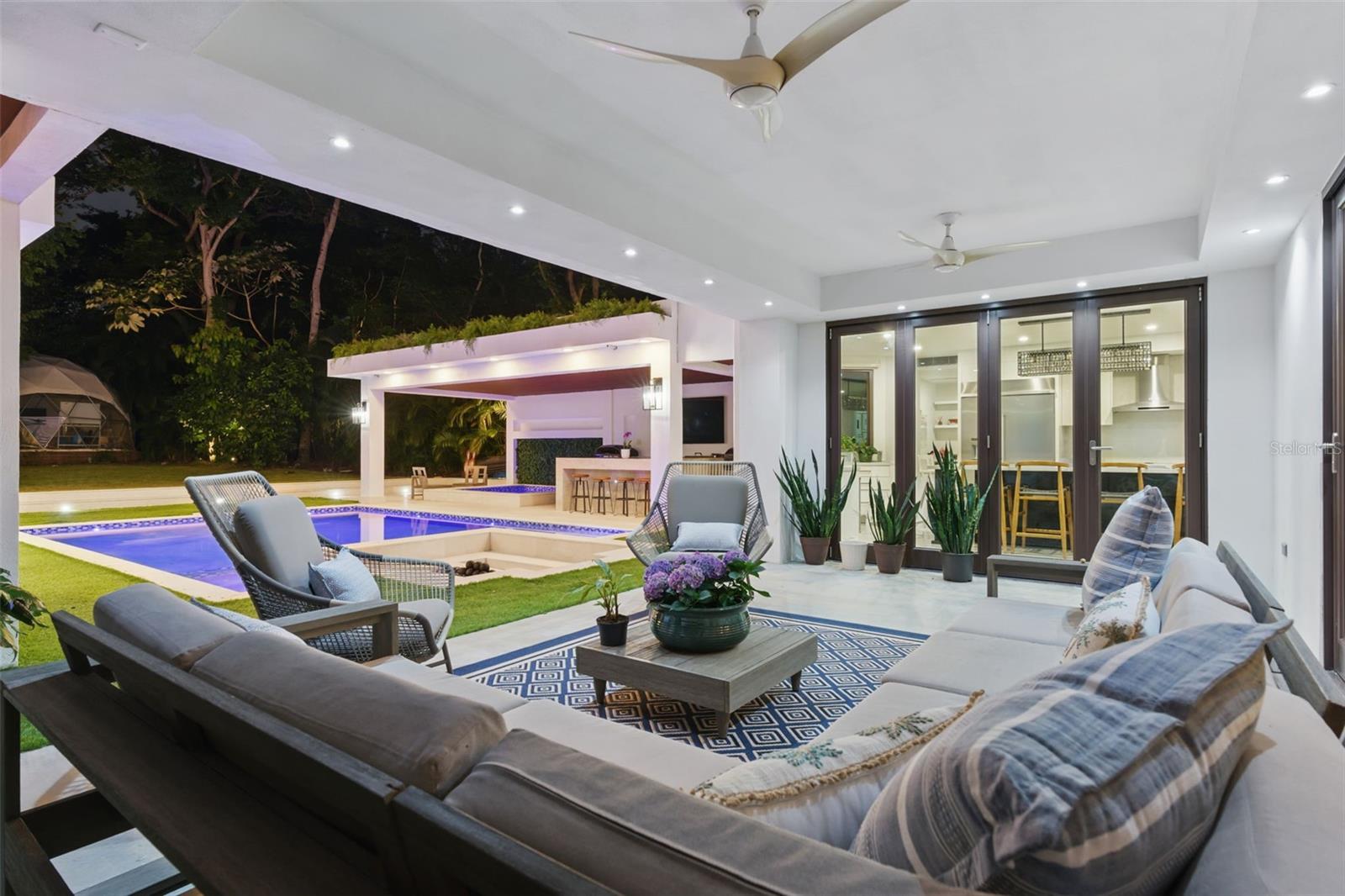 PR9119303 Property Photo