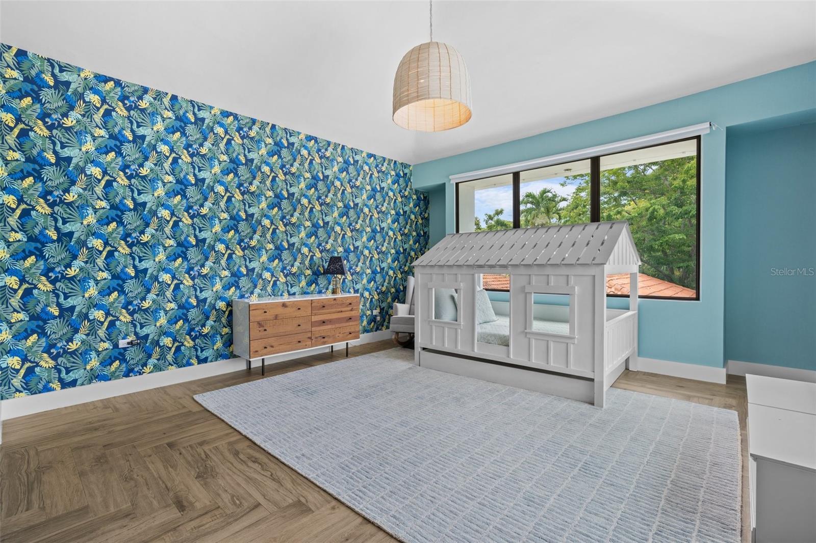 PR9119303 Property Photo