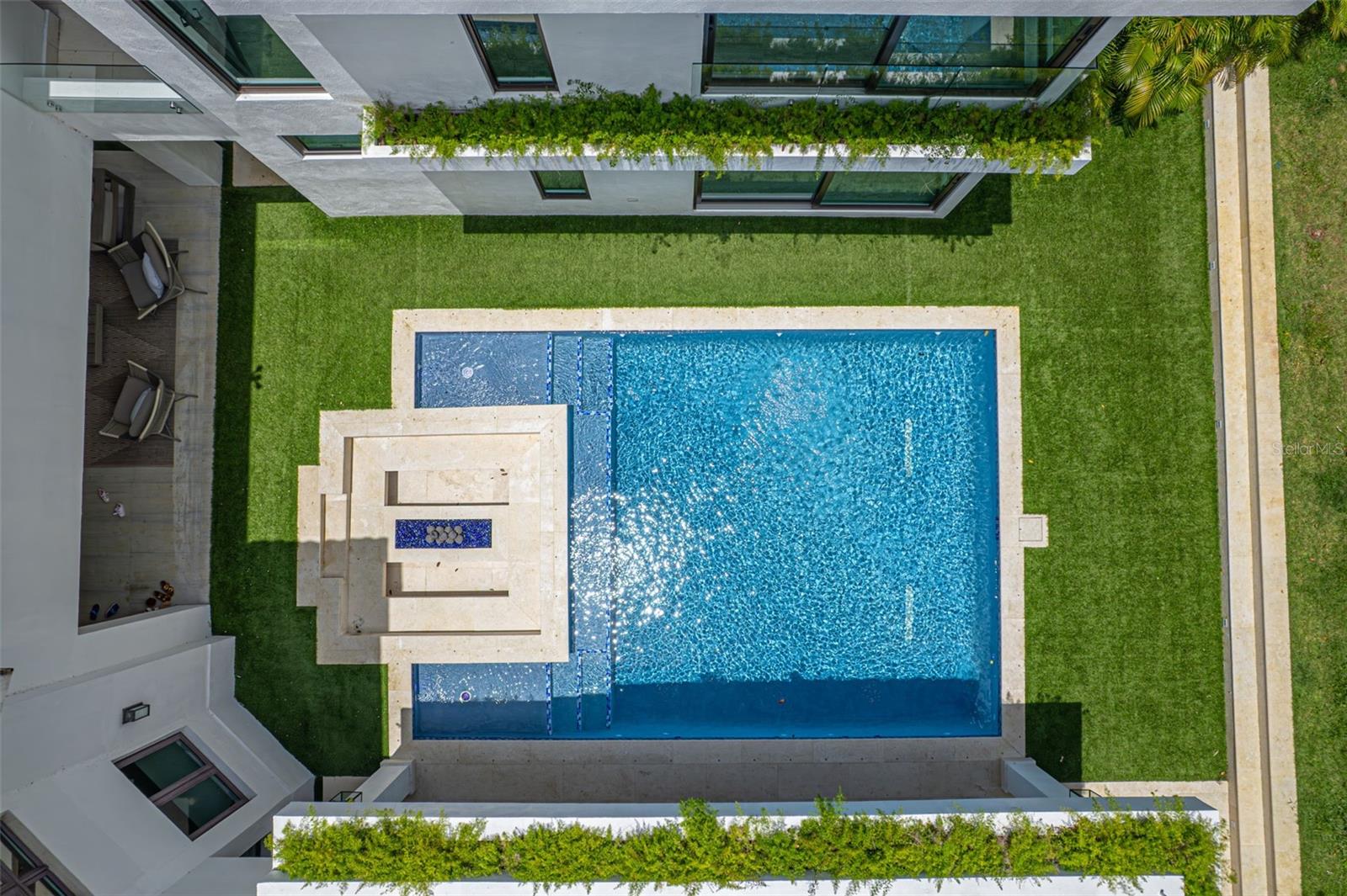 PR9119303 Property Photo