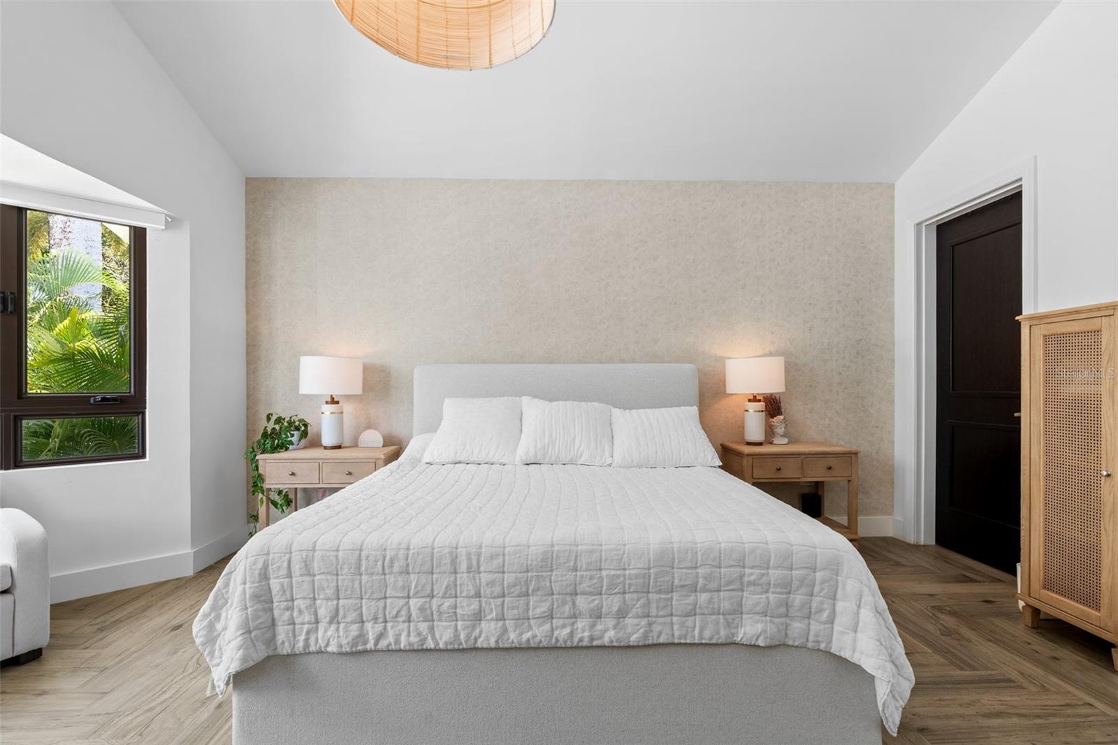 PR9119303 Property Photo