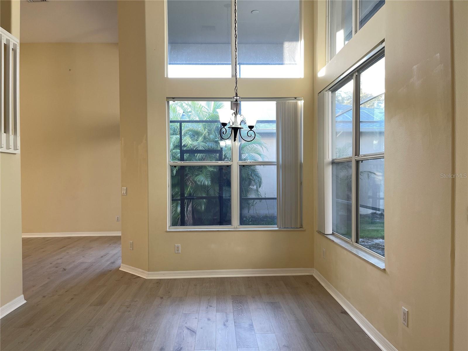 3811 65TH AVE E, SARASOTA, FL, 34243