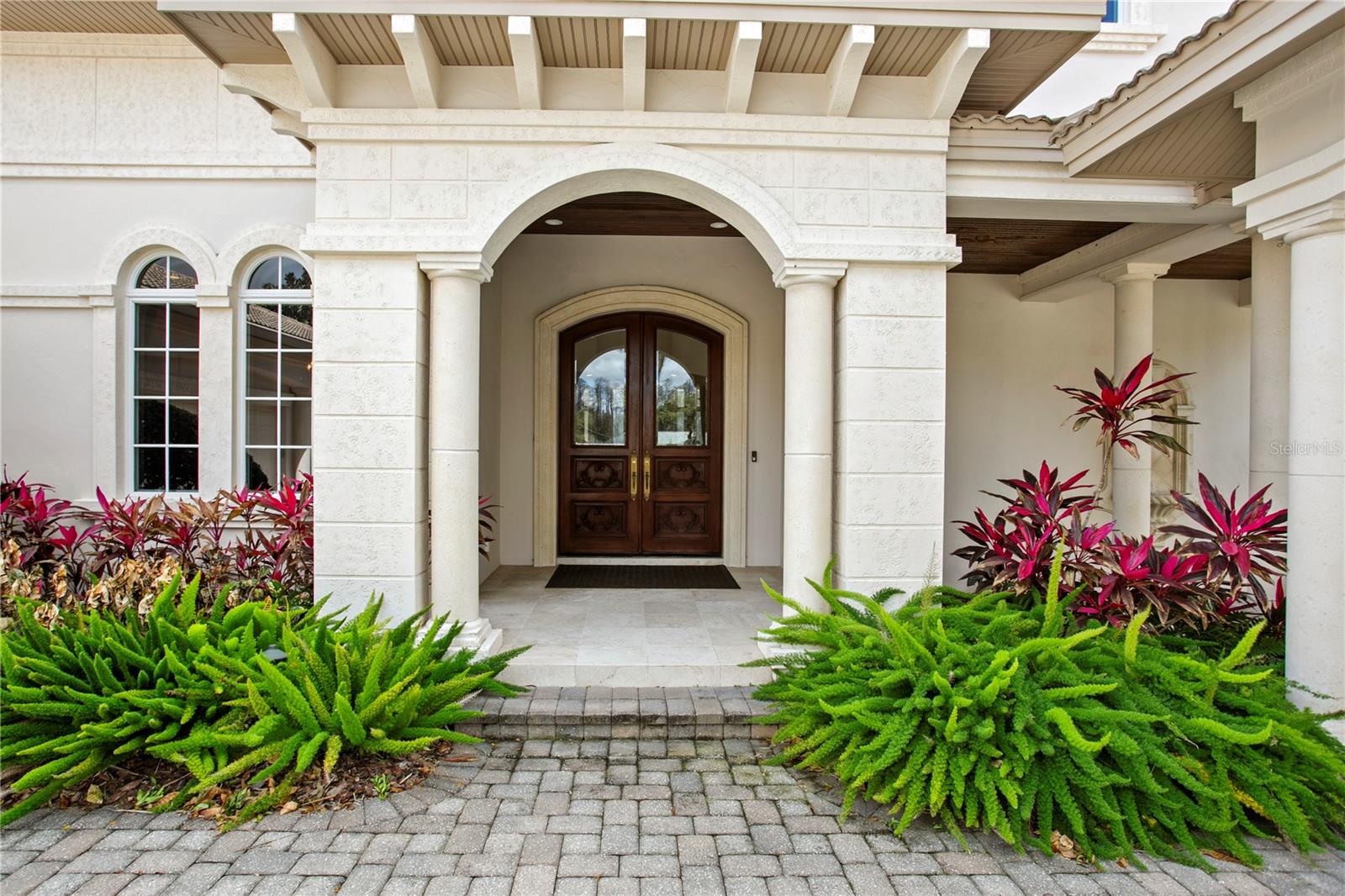 TB8476635 Property Photo