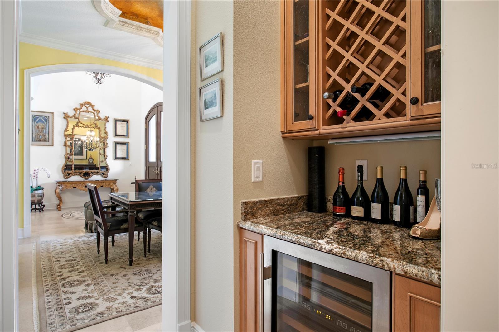 TB8476635 Property Photo