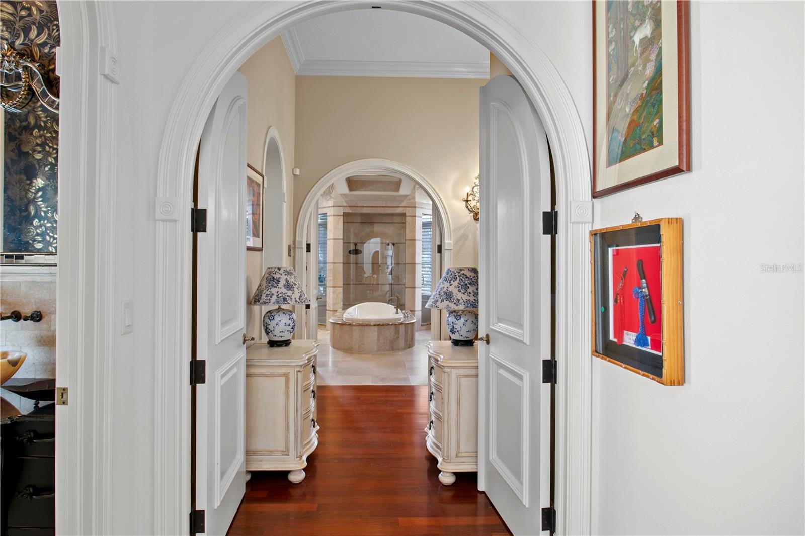 TB8476635 Property Photo