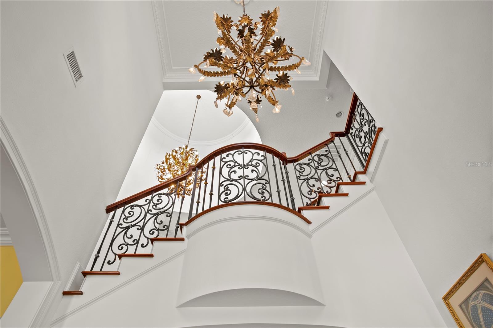 TB8476635 Property Photo