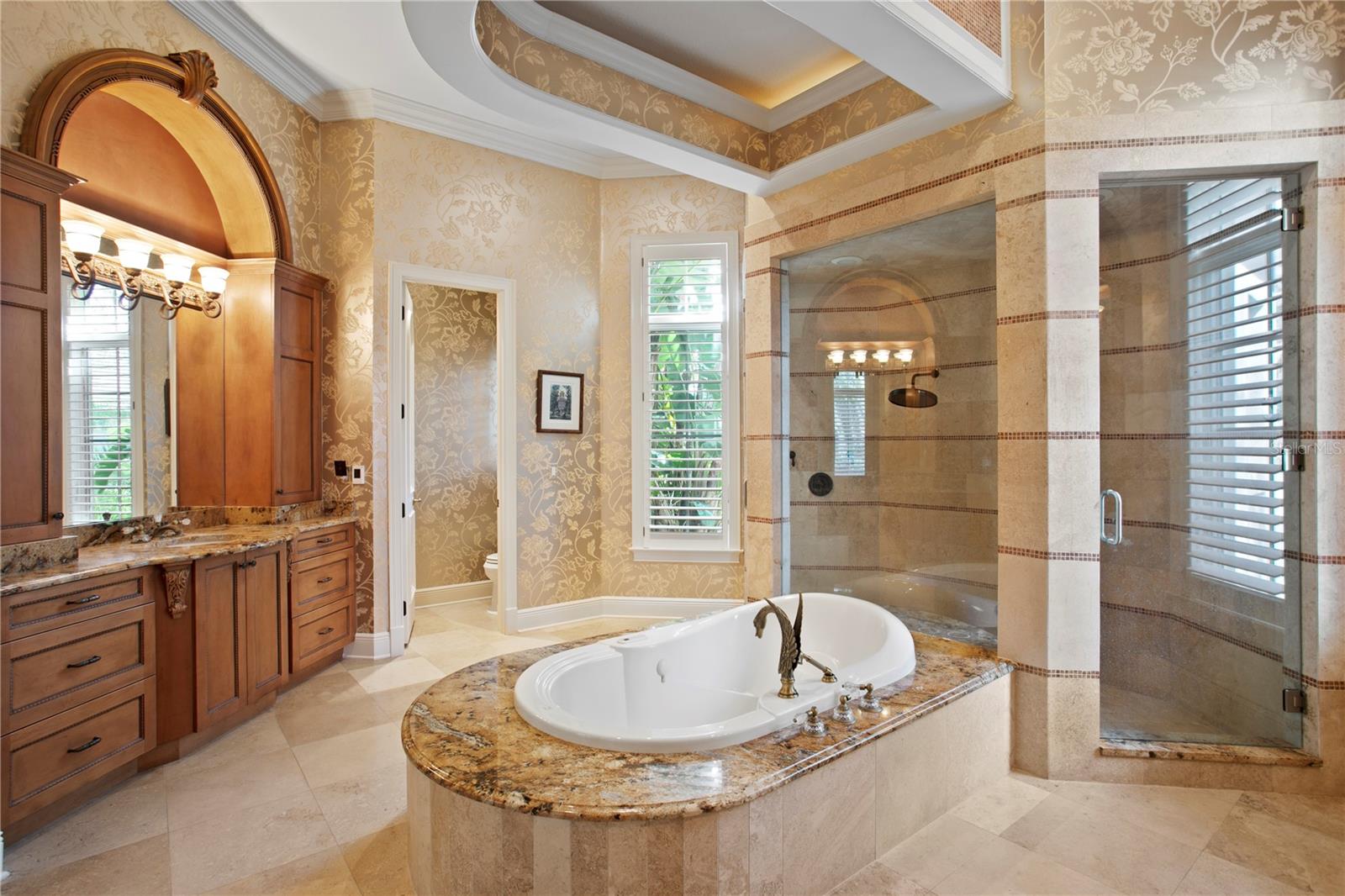 TB8476635 Property Photo