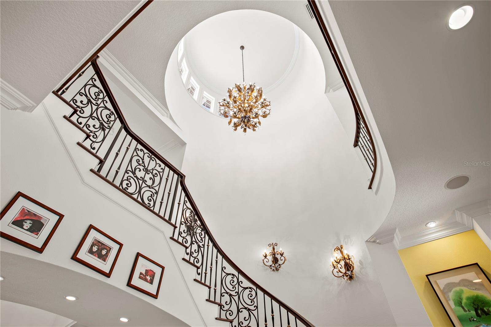 TB8476635 Property Photo