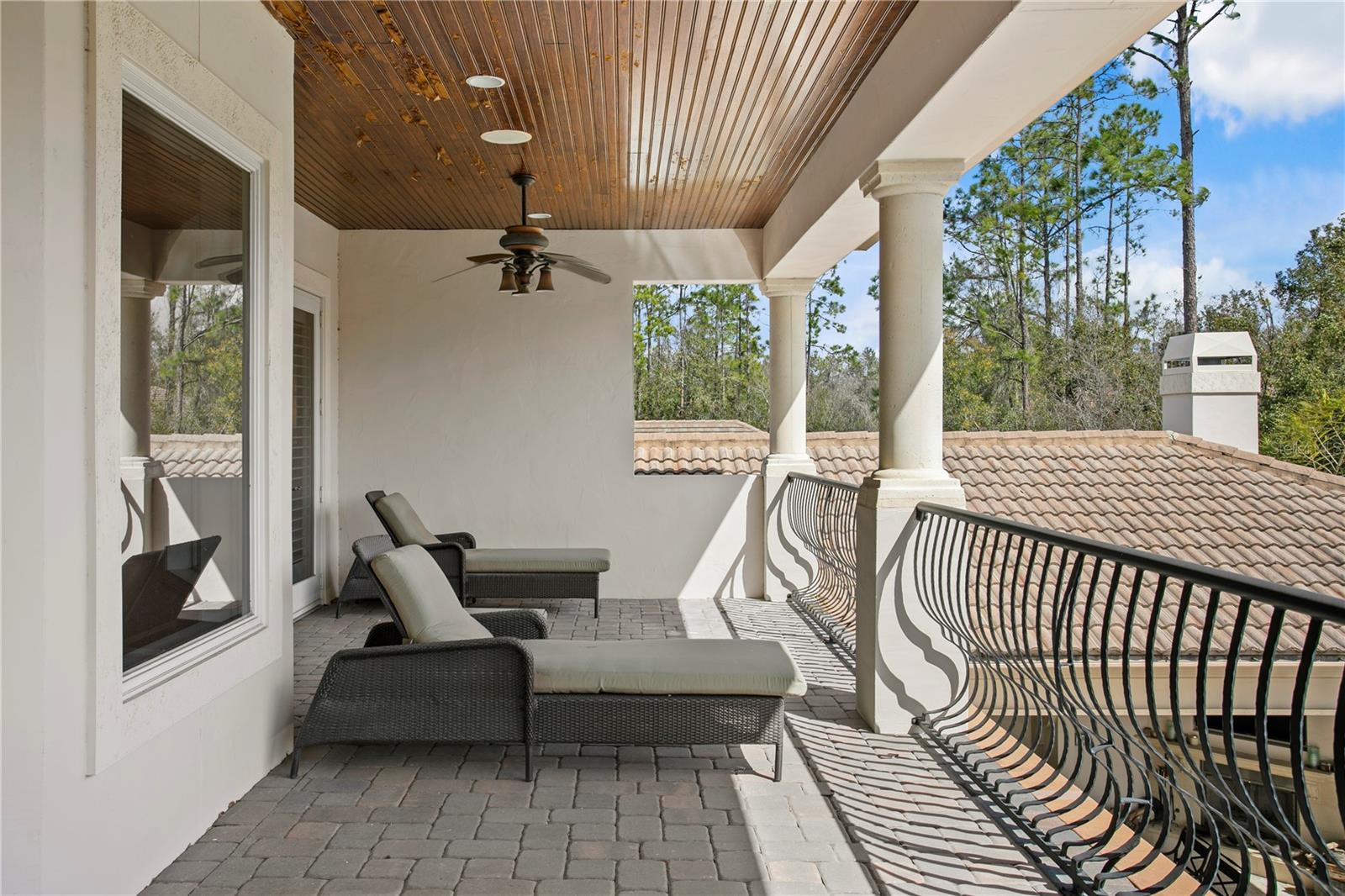 TB8476635 Property Photo