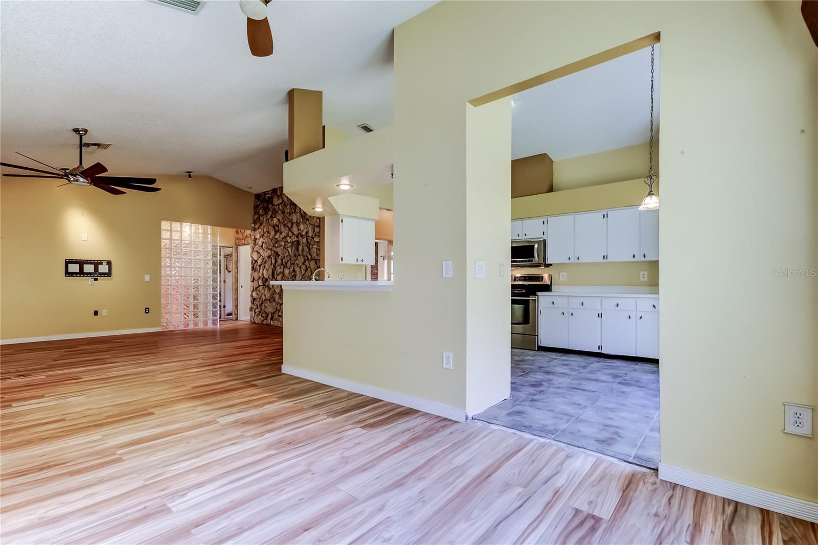 1795 BAYHILL DR, OLDSMAR, FL, 34677