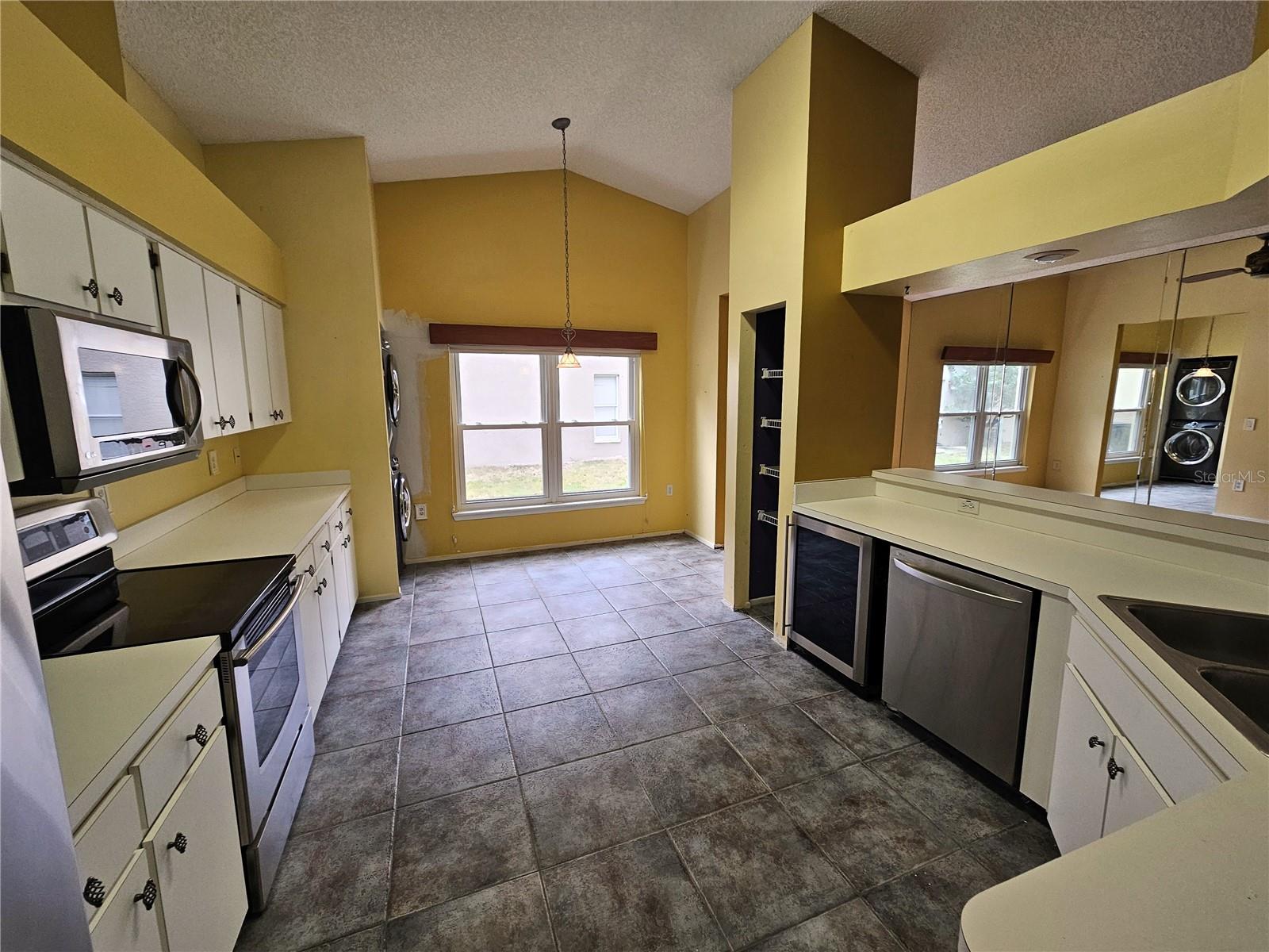 1795 BAYHILL DR, OLDSMAR, FL, 34677