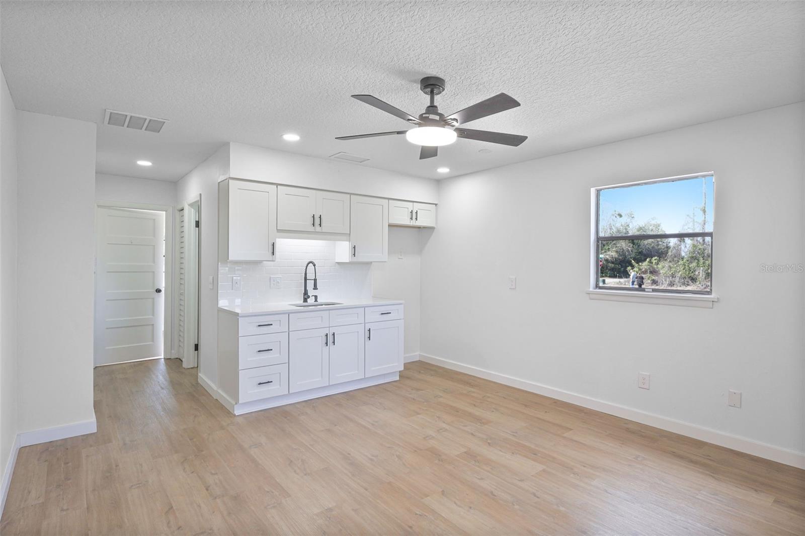 2713 CALL AVE, ORANGE CITY, FL, 32763